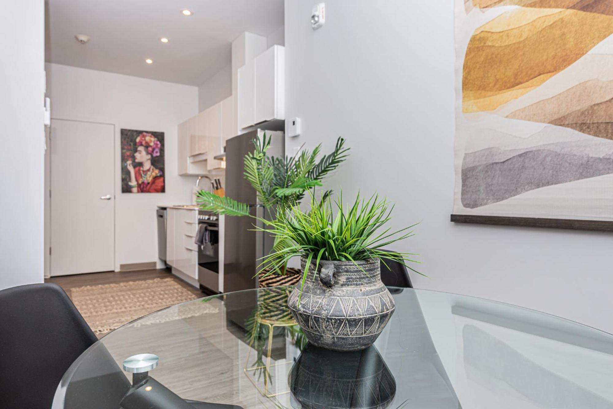 Wonderful New Studio Close To Mount Royal By Den Stays 몬트리올 객실 사진